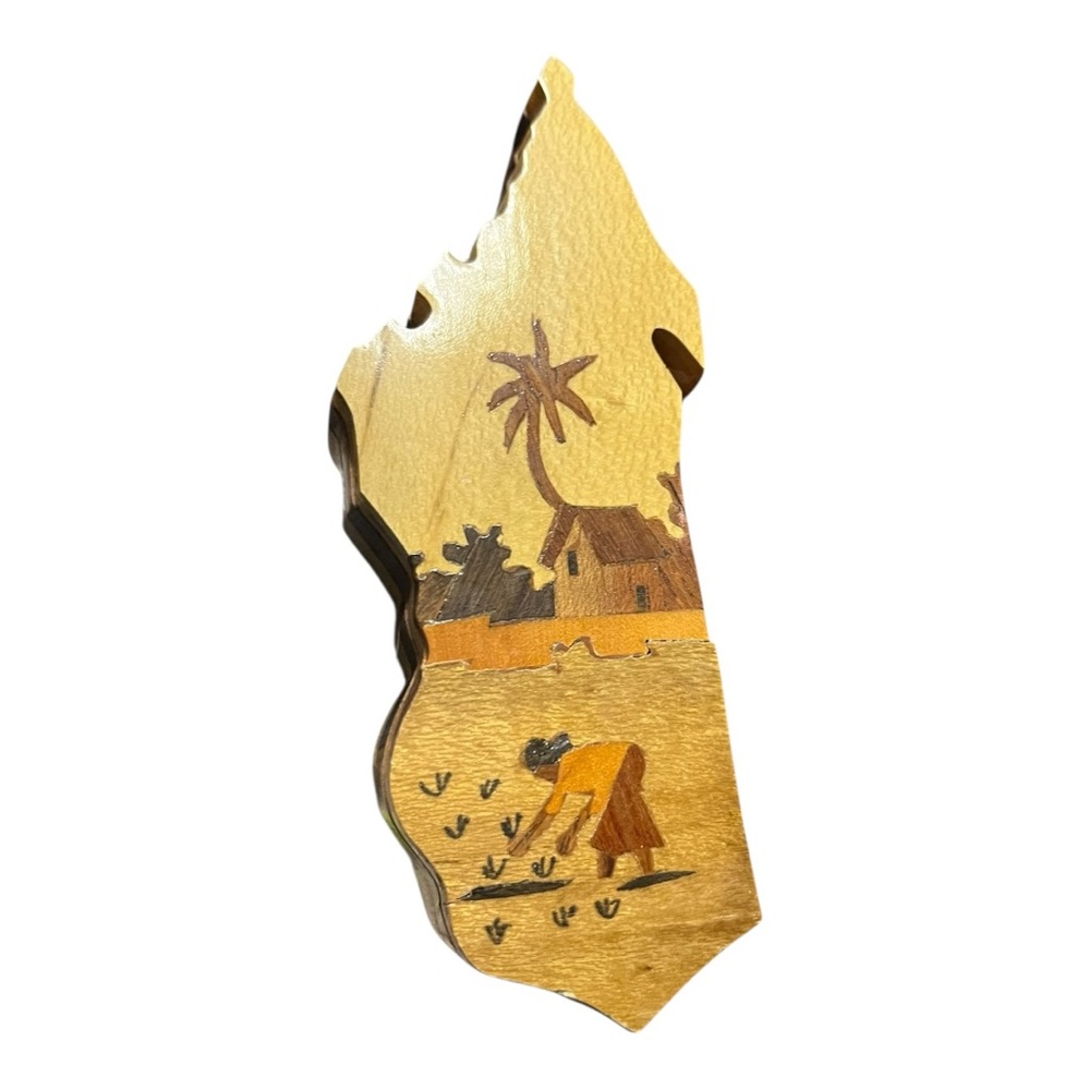 Hand carved marquetry wood inlay trinket box Madagascar farm scene collectible